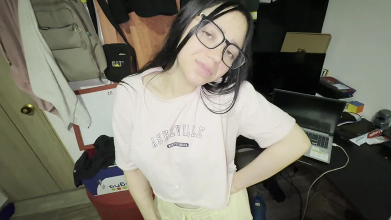 Crisanto999: I Meet Estefani, a Beautiful Ass-sucking Whore