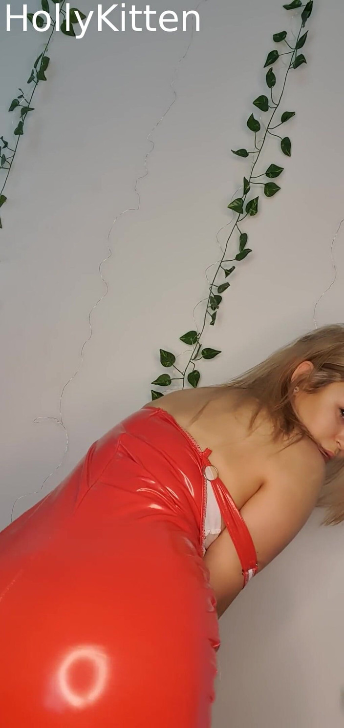 Holly Kitten: HollyKittenn - essai de vêtements en PVC