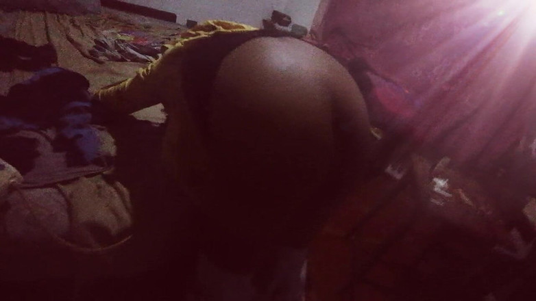 Tina Baby: 我的继母来见我