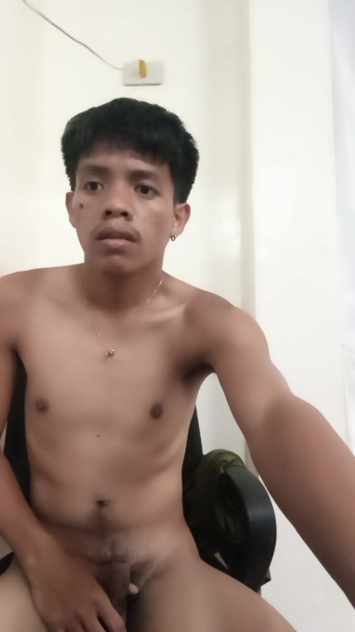 Rent a gay productions: ピノイのツインクが自宅で興奮する