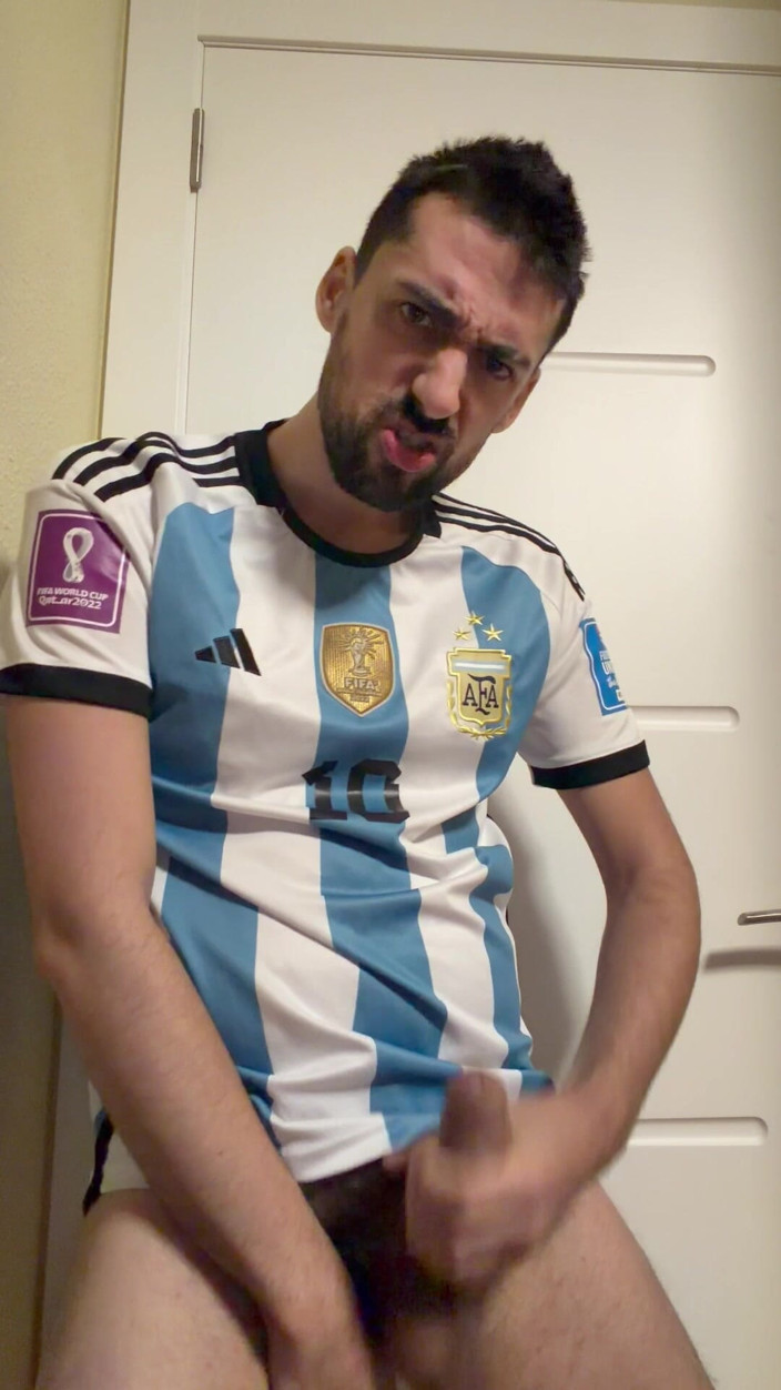 Liam Harding: Hot Stepdaddy Showing off Big Cock and Cums Like a...