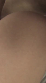 Esperanza Diaz O curvă infidelă de origine latină cu țâțe mici moi adoră să fie futută de o pulă excitată