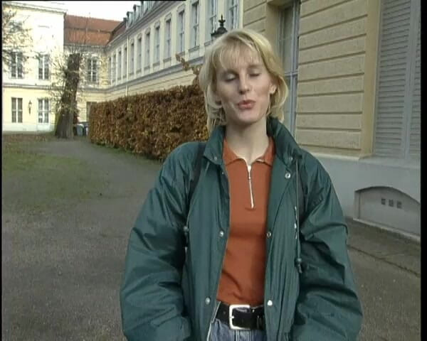 YOUR FIRST PORN: Meine figa Ist Ganz tief - Tani - La mia figa è molto...