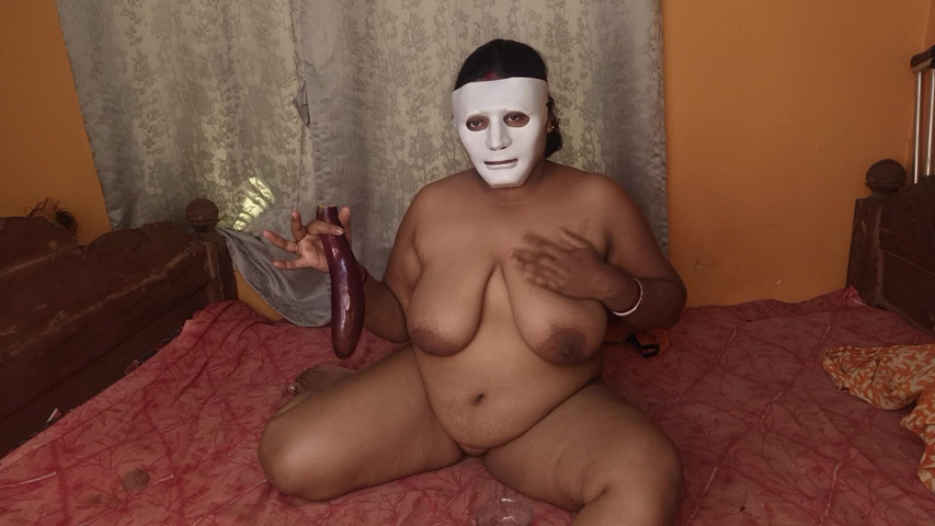 Sexy Indian Babe Masterbating Herself with a Brinjal and Cuming. (Sexy Indian babe)