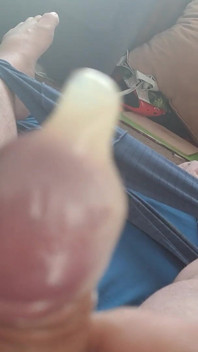 Cumshot in Condom