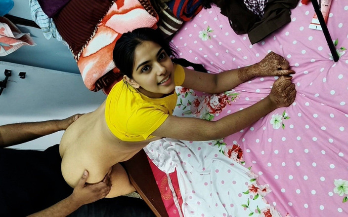 Hotdostt: Mausi Ấn Độ đụ thô bạo âm hộ của cô ấy creampie trong doggy