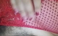 Evelin शरारती रंडी है। उसकी चूत फव्वारा से प्यार करती है।