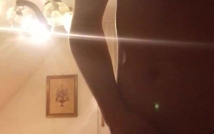Lukboy92: Đút con cặc của bạn vào tôi và đụ tôi