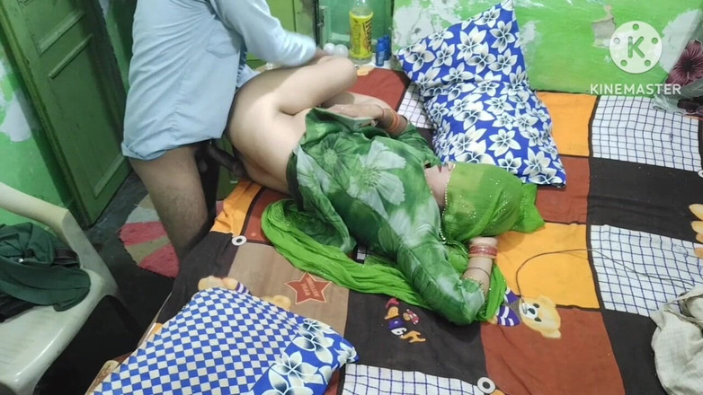 Saxesageth: Индийская горячая девушка