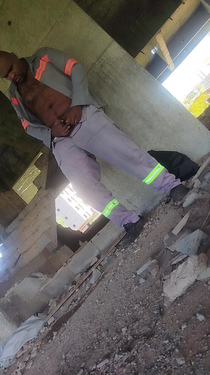 TheBlacKHunterr: Giật mình có mùi như ủng