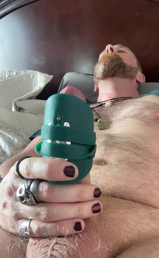 Dirty Talking Guy: Having a fan control my toy! How long could you...