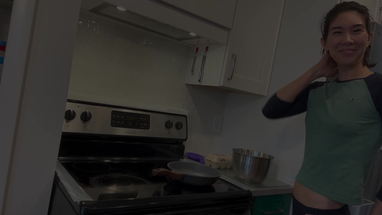 Ms_Emmy_Lynn: Gfe: Výroba míchaných vajíček