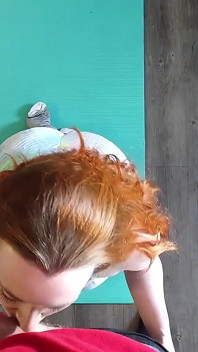 Jógová děvka potřebovala výstřik na obličej