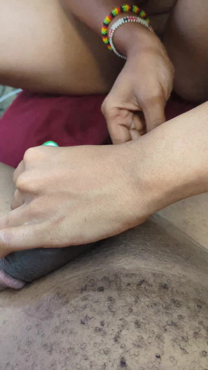 Felizymendez: Holení ptáka mého muže před šukáním