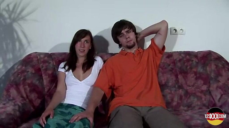 123XXX - 100% Amateurs: Ella es la mejor jinete de una gran polla