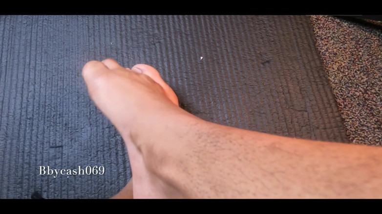 Bbycash 69: Feticismo del piede