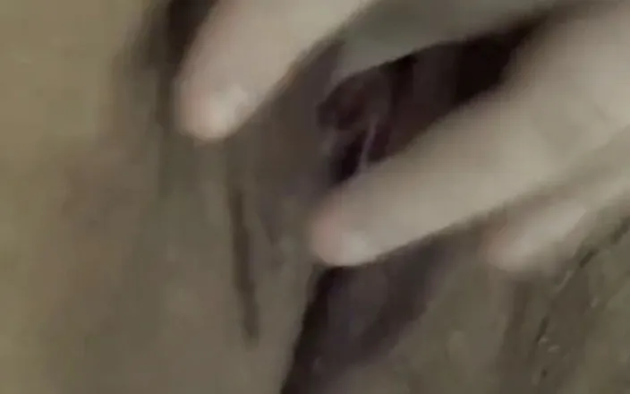 Real homemade BBW BBC porn: Bbwbootyful rubbing my fat wet pussy teasing my clit