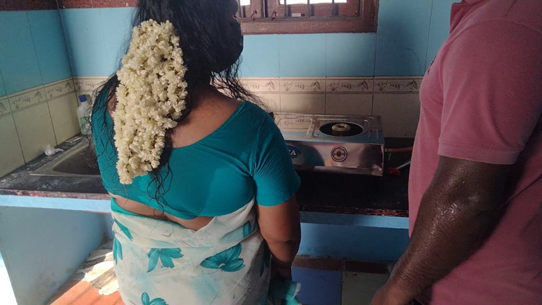 Benita sweety: Electrician Sex with My Wife. I Was Outside