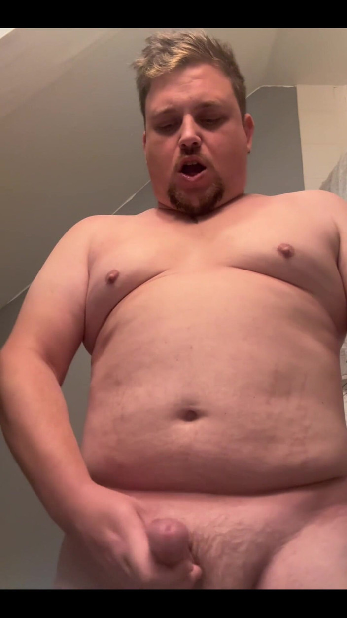 Wrongskiy: Après un mois sans me toucher, je me suis branlé...