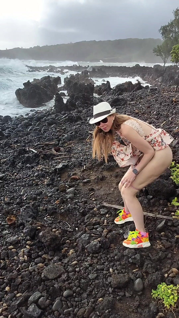 Alice Maze: Alice di Pulau Pee