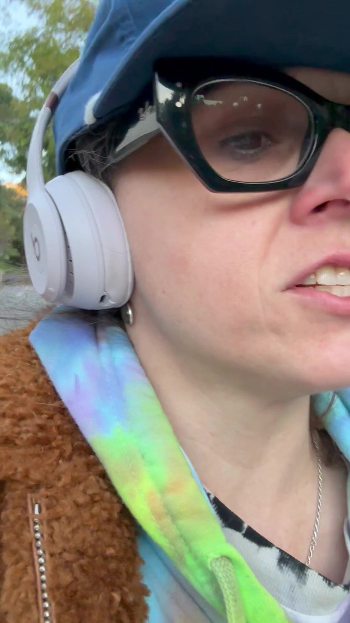 Suzy Wylde: 캘리포니아에서 3섬 재미