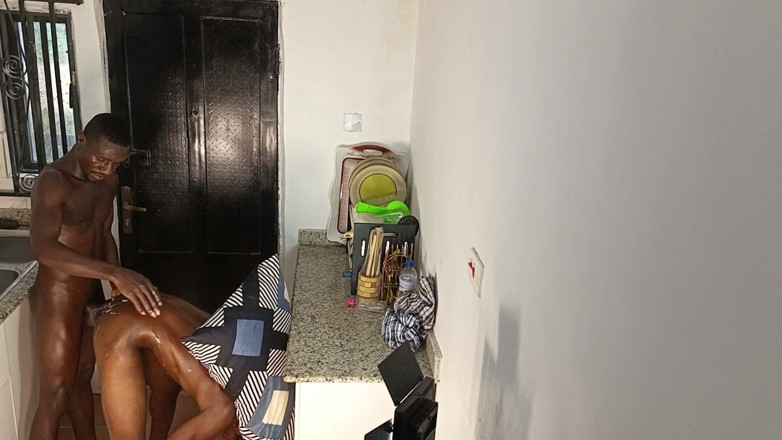 Pa_blo: African Thugs Had It in the Kitchen Hot Supper