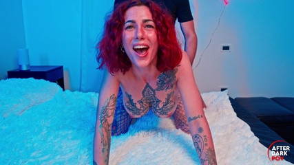 After Dark POV: Büyük memeli dövmeli kızıl saçlı juiswild sert anal sikişiyor