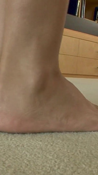 Alexis Breeze Leg Show Foot Fetish