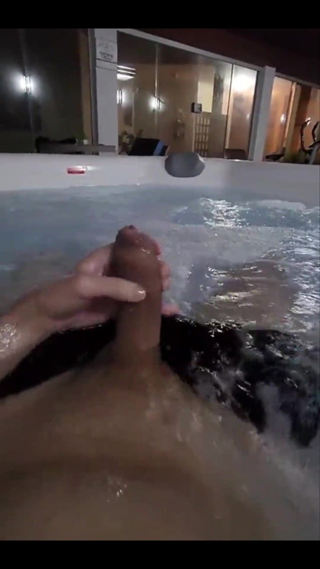Jacking off in the Hot Tub (Lk dick)