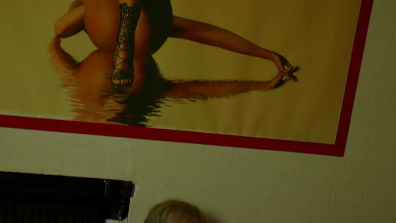 Lesbian Stories: Horny mature sluts seducing each others pussy in threeway