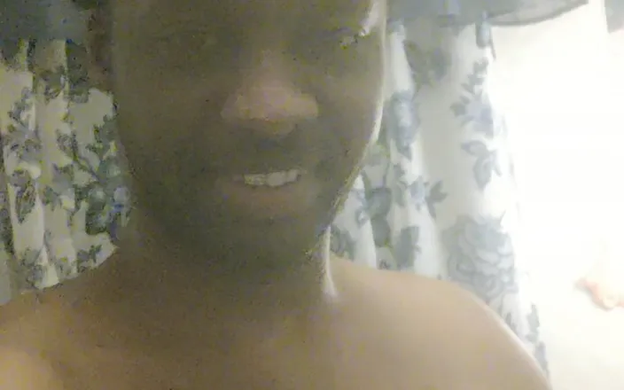 Hardbbc90: Nice to See How I Look in the Camera