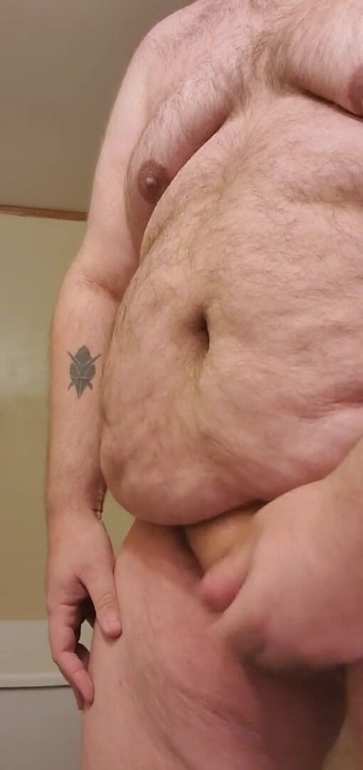 Danzilla White: Stare wideo o mnie masturbuje się w łazience do cum