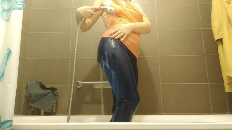 RavenBigAss: Wetlook po nevlastním bratru
