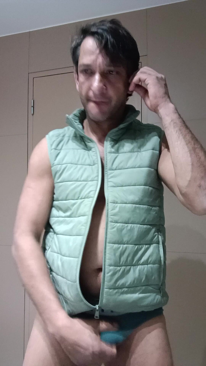 Boy top Amador: Після роботи дуже приємна ванна