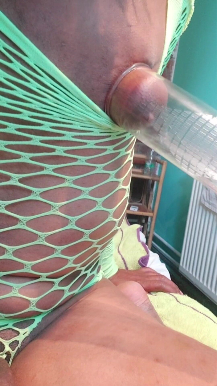 Milah CrossxxX: L'allargamento della routine di allenamento del mio seno pompa