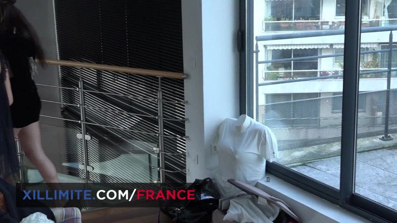 Made In France: セクシーなフォーサムと2ゴージャスな女の子にランジェリー