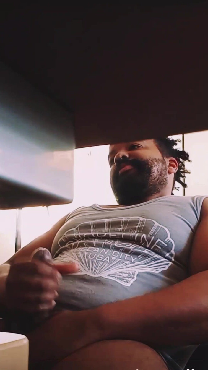 Eddie Venezuela: Hot BBC Stepdaddy Strokes Wet Cock and Cums All Over...