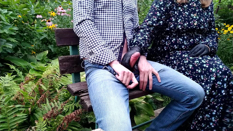 OurFetishLife: Sexy sousedka tajně požádala o mé sperma pro svého paroháčského...