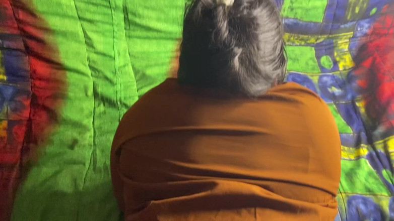 Angoori: Desi Indian Hot Sasur Bahu Sex Cipki jebanie, Wirusowe Mms,...