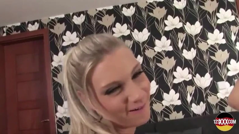 Issiq blowjob qizlar