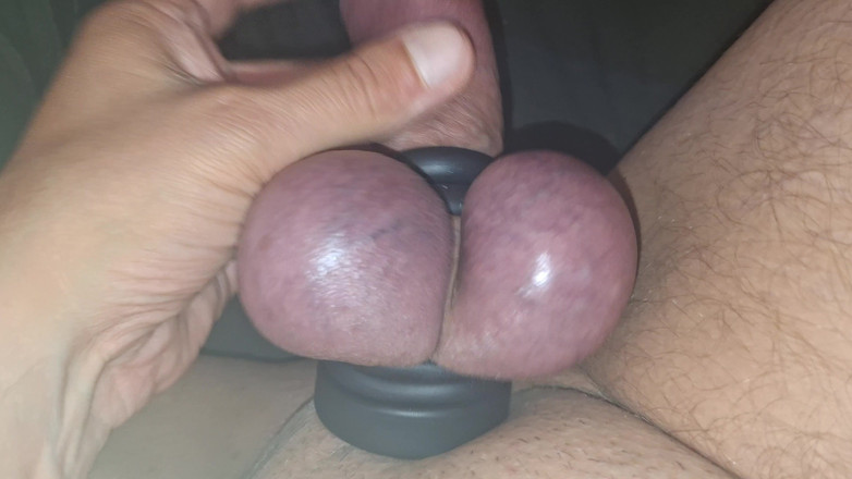 Rings_JohnWick: Masturbação amarrada