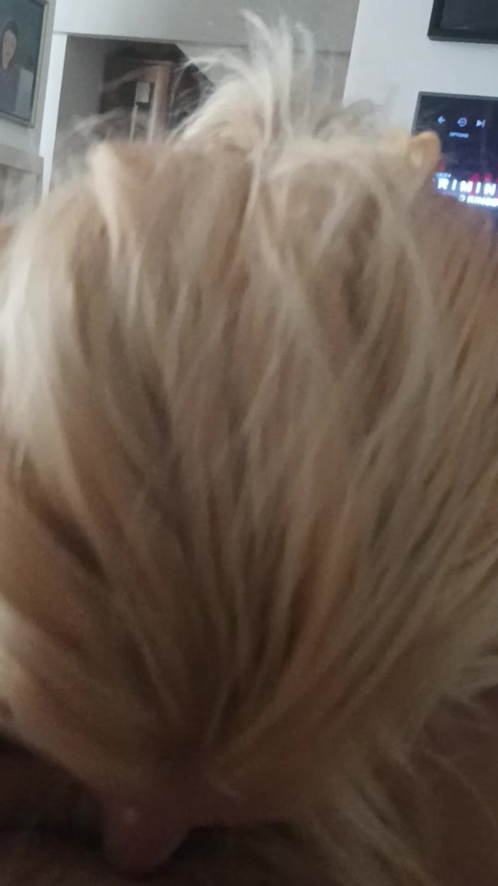 vuana: 素人の妻が大きなチンポをしゃぶるディープスロートフェラチオ