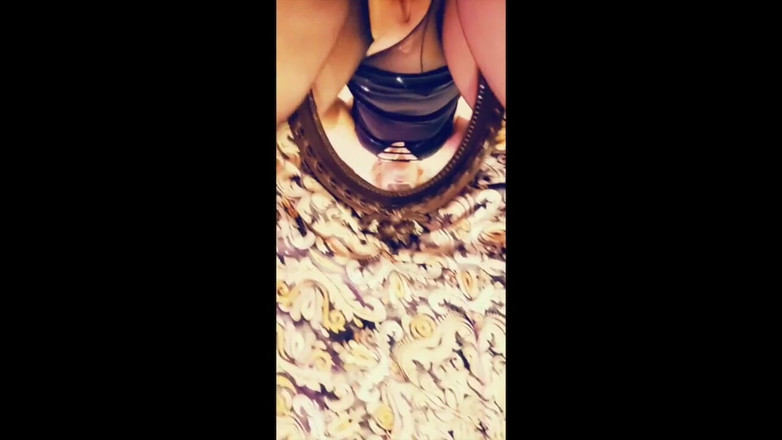 Alli Anderson: Jebanie lustro