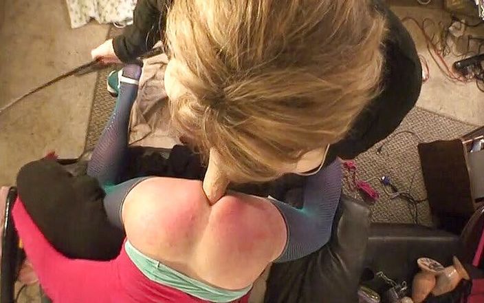 Smokling Hot Ass3: Maak me een gemengd drankje in mijn gapende kont