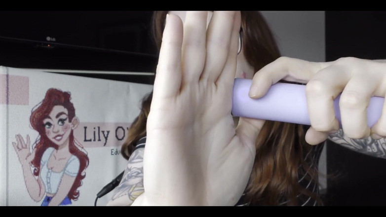 Lily O'Riley: NSFW Review of a Modular Rabbit Vibe