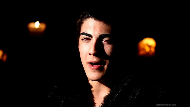 Twinklight: Handsome Vampire Rad Matthews Talks About Role