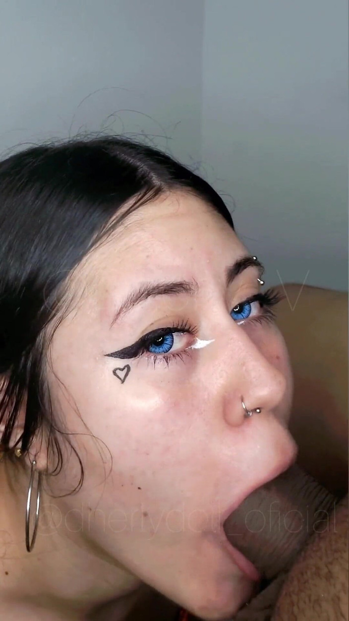 DherlyDoll: Schönes mädchen will sperma auf ihre kleinen titten