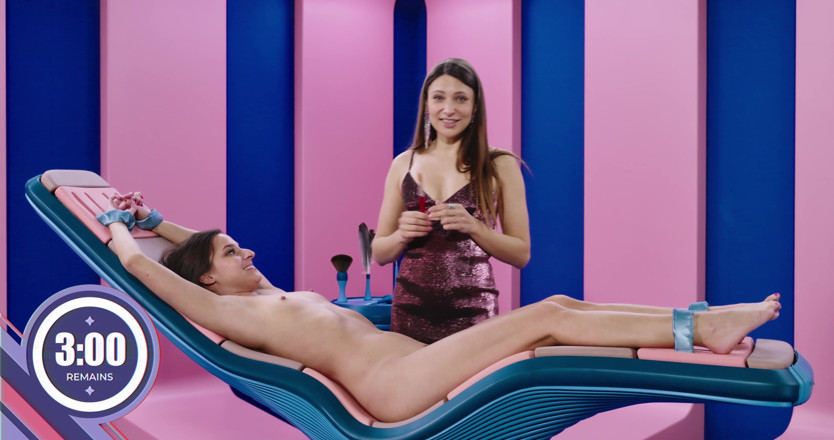 Tickling Show: Amirah Adara