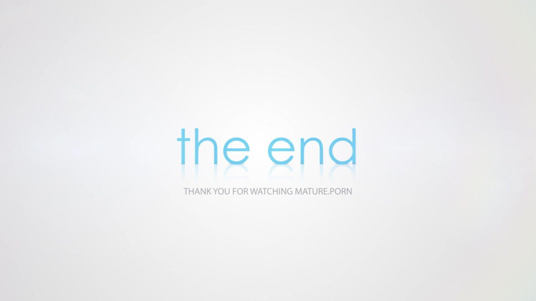 Mature NL: Moeder met grote tieten speelt met haar poesje