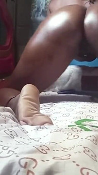 Shaking My Oling My Booty Rubbing My Pussy